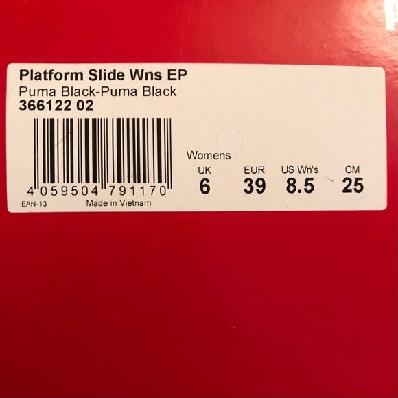 Brand new black comfy Puma slides - Picture 5 of 5